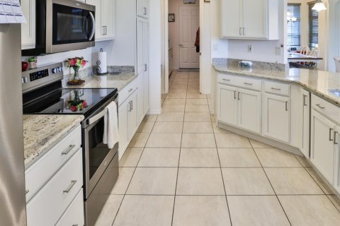 Casa en venta en Winter Haven, Florida, 3 dormitorios, 192.21 m2 № 2155896 - foto 10
