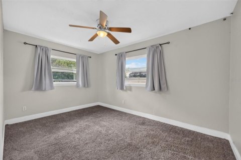 House in Maitland, Florida 4 bedrooms, 218.51 sq.m. № 2204138 - photo 25