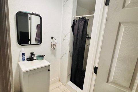 Villa ou maison à vendre à Tampa, Floride: 3 chambres, 77.76 m2 № 2094549 - photo 7