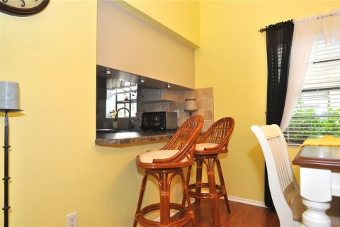 House in Palm Harbor, Florida 2 bedrooms, 134.43 sq.m. № 1395617 - photo 8