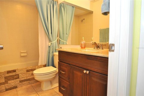 House in Palm Harbor, Florida 2 bedrooms, 134.43 sq.m. № 1395617 - photo 23