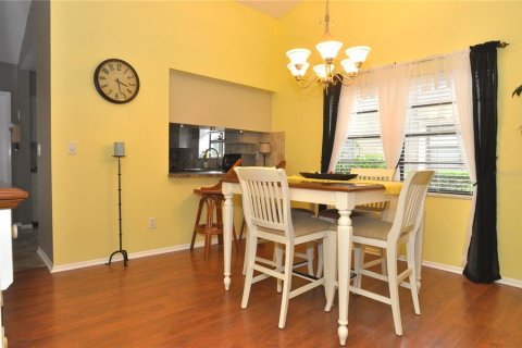 House in Palm Harbor, Florida 2 bedrooms, 134.43 sq.m. № 1395617 - photo 5