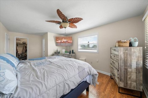 House in Merrit Island, Florida 3 bedrooms, 136.57 sq.m. № 2209355 - photo 21