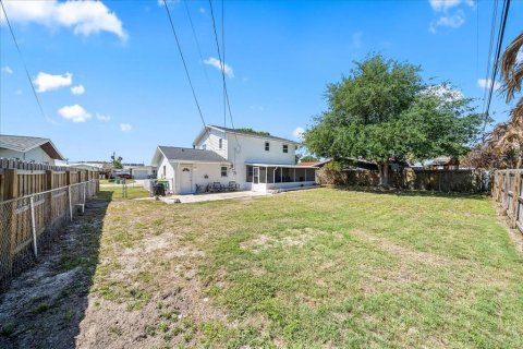 House in Merrit Island, Florida 3 bedrooms, 136.57 sq.m. № 2209355 - photo 7