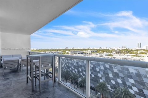 Copropriété à vendre à Miami Beach, Floride: 2 chambres, 104.98 m2 № 2021422 - photo 12
