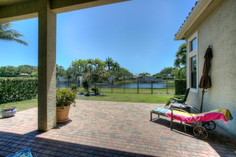 House in Delray Beach, Florida 3 bedrooms, 228.54 sq.m. № 1132955 - photo 1