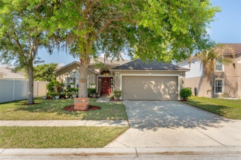 House in Leesburg, Florida 3 bedrooms, 149.76 sq.m. № 2152404 - photo 27