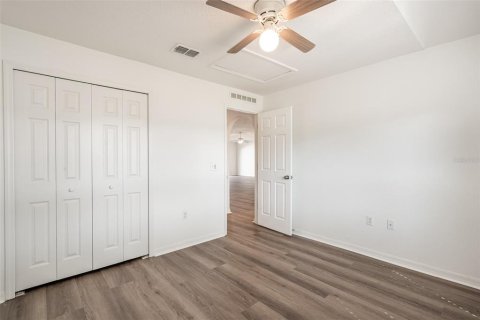 House in Leesburg, Florida 3 bedrooms, 149.76 sq.m. № 2152404 - photo 21
