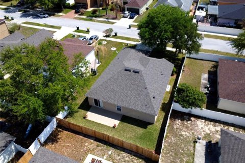 House in Leesburg, Florida 3 bedrooms, 149.76 sq.m. № 2152404 - photo 29