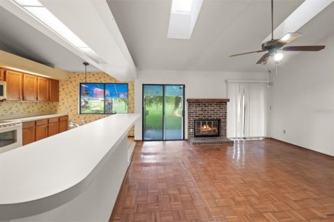 House in Lake Mary, Florida 4 bedrooms, 187.29 sq.m. № 1885999 - photo 18