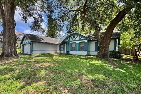 House in Lake Mary, Florida 4 bedrooms, 187.29 sq.m. № 1885999 - photo 3