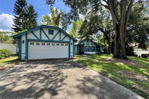 House in Lake Mary, Florida 4 bedrooms, 187.29 sq.m. № 1885999 - photo 2
