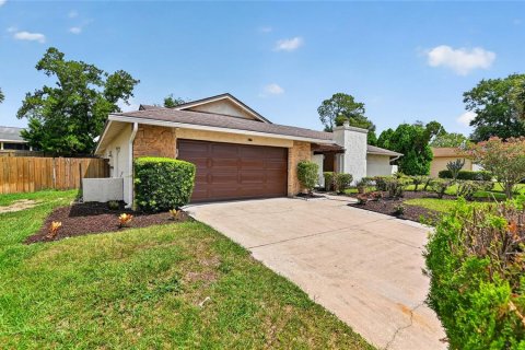 Villa ou maison à vendre à Apopka, Floride: 4 chambres, 195.47 m2 № 2208552 - photo 3