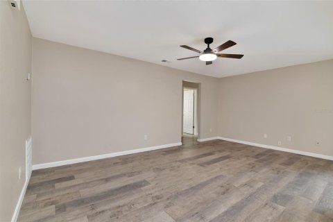 Villa ou maison à vendre à Apopka, Floride: 4 chambres, 195.47 m2 № 2208552 - photo 23