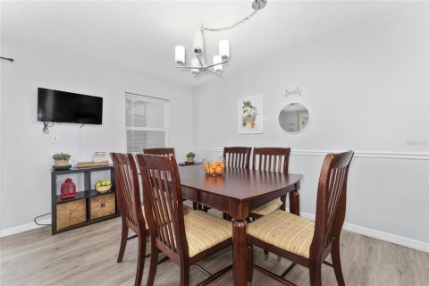 Adosado en venta en Kissimmee, Florida, 2 dormitorios, 97.73 m2 № 2166562 - foto 8