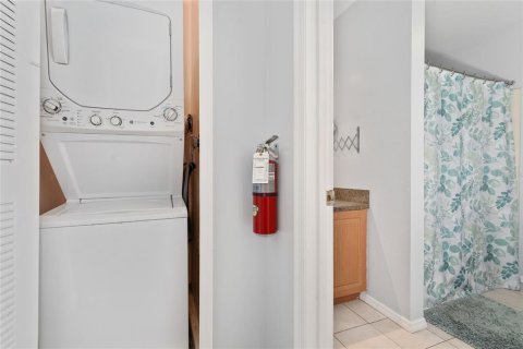 Adosado en venta en Kissimmee, Florida, 2 dormitorios, 97.73 m2 № 2166562 - foto 15