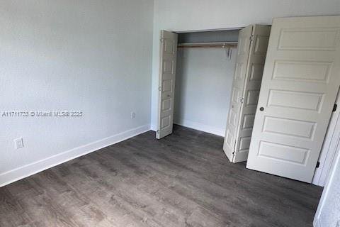 House in Miami Gardens, Florida 3 bedrooms, 139.35 sq.m. № 1463666 - photo 9