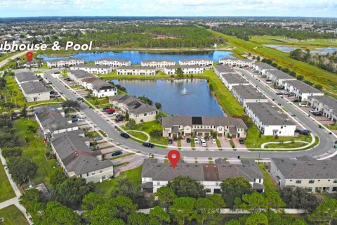Touwnhouse à vendre à Port St. Lucie, Floride: 3 chambres, 140.93 m2 № 2190552 - photo 2