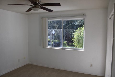 Townhouse in Seminole, Florida 3 bedrooms, 201.97 sq.m. № 1589971 - photo 25