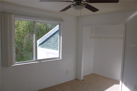 Townhouse in Seminole, Florida 3 bedrooms, 201.97 sq.m. № 1589971 - photo 27
