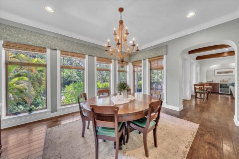 House in Tampa, Florida 5 bedrooms, 380.25 sq.m. № 1837597 - photo 29