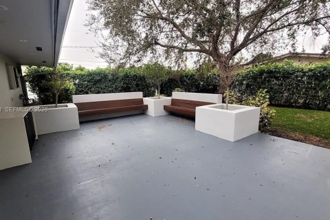 Снять в аренду виллу или дом в Хайалиа, Флорида 3 спальни, 143.07м2, № 2058484 - фото 10