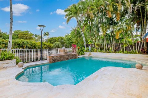 Villa ou maison à vendre à Doral, Floride: 4 chambres, 248.51 m2 № 2036207 - photo 12