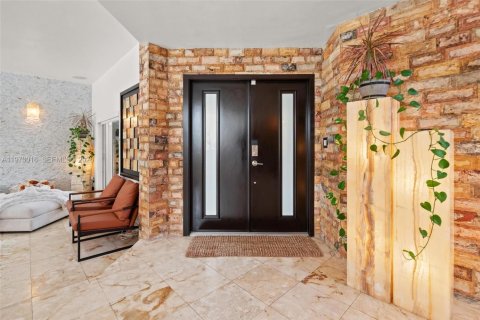 Villa ou maison à vendre à Doral, Floride: 4 chambres, 248.51 m2 № 2036207 - photo 3