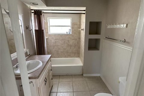House in Sebring, Florida 2 bedrooms, 114.64 sq.m. № 1819282 - photo 11