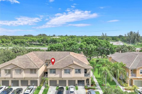 Condo in Miramar, Florida, 3 bedrooms  № 1781534 - photo 23