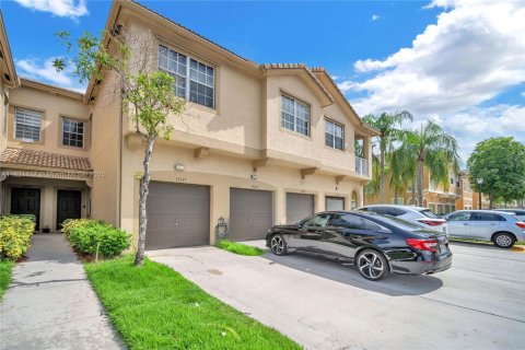 Condo in Miramar, Florida, 3 bedrooms  № 1781534 - photo 3