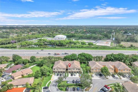 Condo in Miramar, Florida, 3 bedrooms  № 1781534 - photo 7