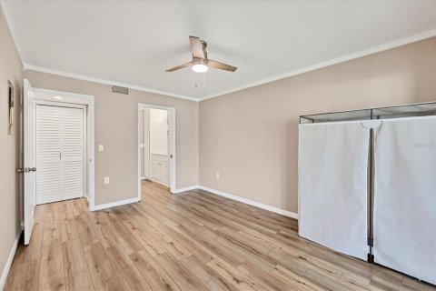 Condo in Englewood, Florida, 2 bedrooms  № 1784887 - photo 18