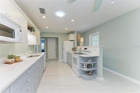 Villa ou maison à vendre à Sarasota, Floride: 3 chambres, 154.5 m2 № 1628949 - photo 23