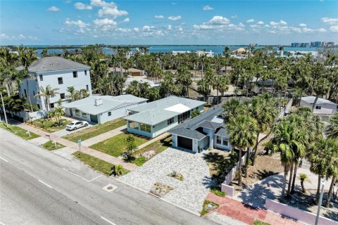 Villa ou maison à vendre à Sarasota, Floride: 3 chambres, 154.5 m2 № 1628949 - photo 6