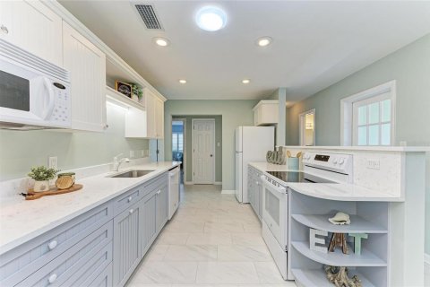Villa ou maison à vendre à Sarasota, Floride: 3 chambres, 154.5 m2 № 1628949 - photo 25