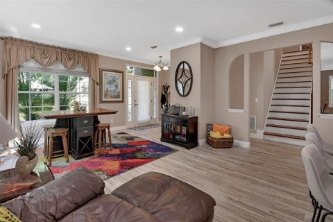 House in DeLand, Florida 5 bedrooms, 293.01 sq.m. № 1912638 - photo 8