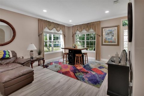 House in DeLand, Florida 5 bedrooms, 293.01 sq.m. № 1912638 - photo 10