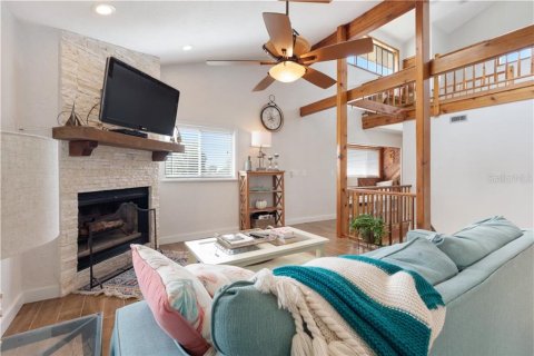 Casa en alquiler en Redington Shores, Florida, 4 dormitorios, 220.55 m2 № 2101746 - foto 7