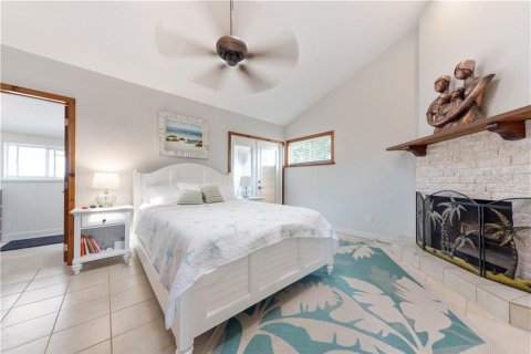 Casa en alquiler en Redington Shores, Florida, 4 dormitorios, 220.55 m2 № 2101746 - foto 23