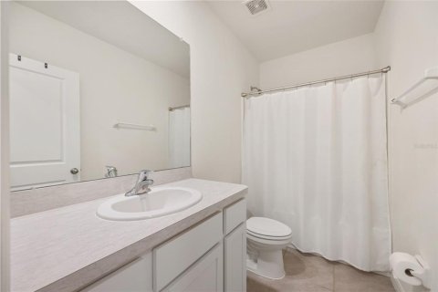 Townhouse in Wesley Chapel, Florida 3 bedrooms, 155.43 sq.m. № 1901252 - photo 19