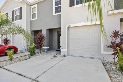 Townhouse in Wesley Chapel, Florida 3 bedrooms, 155.43 sq.m. № 1901252 - photo 3