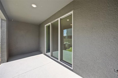 Townhouse in Wesley Chapel, Florida 3 bedrooms, 155.43 sq.m. № 1901252 - photo 21