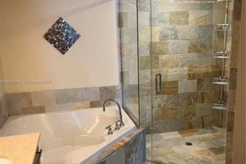Copropriété à louer à Sunrise, Floride: 2 chambres, 108.23 m2 № 2257409 - photo 11