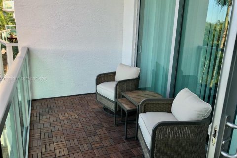 Copropriété à louer à Sunrise, Floride: 2 chambres, 108.23 m2 № 2257409 - photo 15