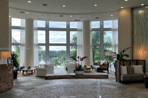Copropriété à louer à Sunrise, Floride: 2 chambres, 108.23 m2 № 2257409 - photo 2