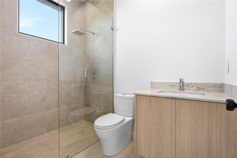 Villa ou maison à vendre à North Miami, Floride: 4 chambres, 294.31 m2 № 2086995 - photo 26