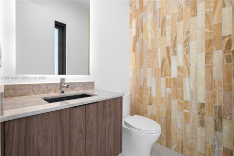 Villa ou maison à vendre à North Miami, Floride: 4 chambres, 294.31 m2 № 2086995 - photo 24