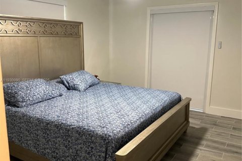 Купить виллу или дом в Форт Майерс, Флорида 3 спальни, 171.87м2, № 1990523 - фото 16