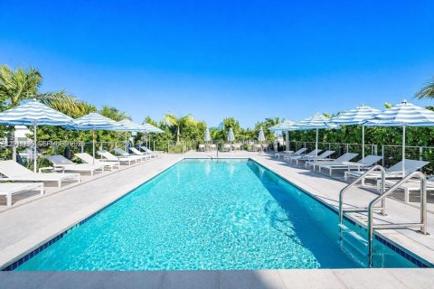 Condominio en alquiler en Bay Harbor Islands, Florida, 3 dormitorios № 2075170 - foto 21